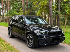 BMW X5, 3.0 l., off-road / crossover