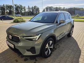 Volvo XC40, 1.5 l., off-road / crossover