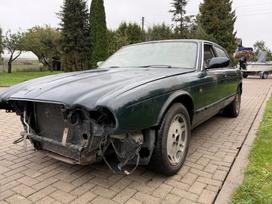 Jaguar XJ6, 3.2 l., saloon / sedan