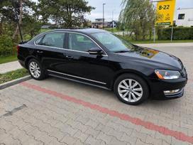 Volkswagen Passat, 2.5 l., saloon / sedan