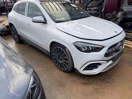 Mercedes-benz Gla klasė Dalimis
