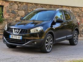 Nissan Qashqai, 1.6 l., Внедорожник / Кроссовер
