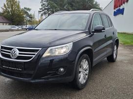 Volkswagen Tiguan, 2.0 l., Внедорожник / Кроссовер