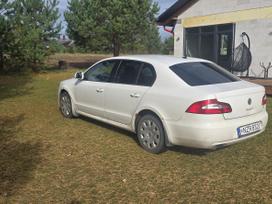 Skoda Superb, 1.8 l., saloon / sedan