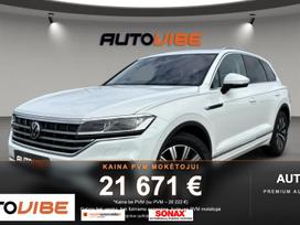 Volkswagen Touareg, 3.0 l., off-road / crossover