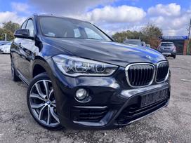 BMW X1, 2.0 l., off-road / crossover
