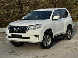 Toyota Land Cruiser, 2.8 l., Внедорожник / Кроссовер