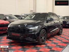 Audi Q8, 3.0 l., off-road / crossover