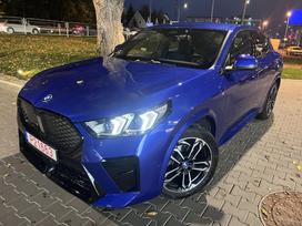BMW iX2, 67 kWh, off-road / crossover