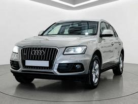 Audi Q5, 2.0 l., Внедорожник / Кроссовер