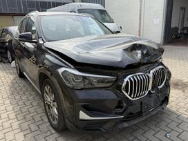 BMW X1, 1.5 l., off-road / crossover