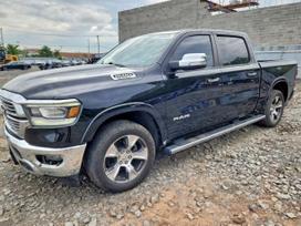 Dodge Ram, 5.7 l., off-road / crossover