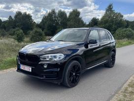 BMW X5, 3.0 l., off-road / crossover
