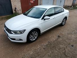 Volkswagen Passat, 1.6 l., Седан