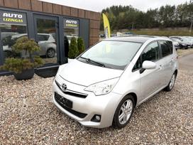 Toyota Verso-S, 1.4 l., Хэтчбек