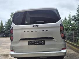 Ford Tourneo Custom Po autoyvikio daliu daug