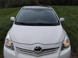 Toyota Verso, 2.0 l., mpv / minivan