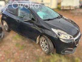 Peugeot 208 по частям. Spalvos kodas ktg turime daug įvairių markių automobi