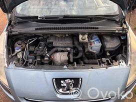 Peugeot 5008 for parts. Spalvos kodas kgy turime daug įvairių markių automobi