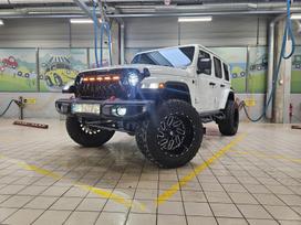 Jeep Wrangler, 3.6 l., visurgājējs / krosovers