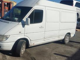 Mercedes-Benz Sprinter, cargo vans