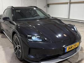 Porsche Taycan, 105 kWh, wagon
