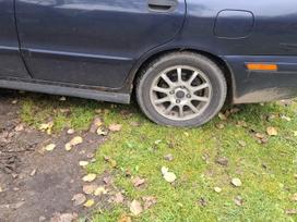 Volvo V40 1 9 dci 85 kw parduodu volvo s 40 2003 m v 40 2002 m dalimis