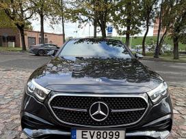 Mercedes-benz E300, 2.0 l., sedanas
