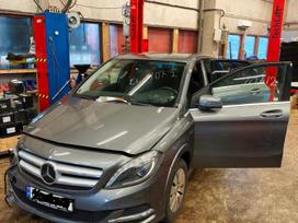 Mercedes-benz B klasė dalimis. automobilių