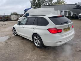 Bmw 3 serija Spalvos kodas 300 b47 variklis