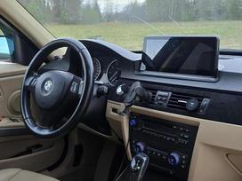 BMW 318, 2.0 l., saloon / sedan