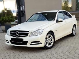 Mercedes-Benz C220, 2.1 l., Седан