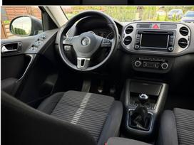 Volkswagen Tiguan, 2.0 l., mpv / minivan