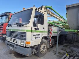 Volvo FL7, бетононасосы