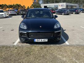 Porsche Cayenne, 3.0 l., visurgājējs / krosovers
