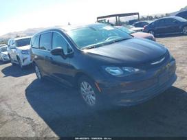 Chrysler Pacifica, 3.6 l., off-road / crossover
