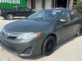 Toyota Camry, 2.5 l., sedanas