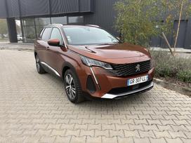 Peugeot 5008, 1.5 l., Внедорожник / Кроссовер