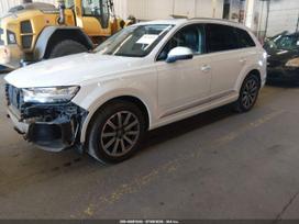 Audi Q7, 3.0 l., visurgājējs / krosovers