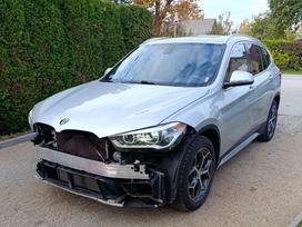 BMW X1, 2.0 l., off-road / crossover