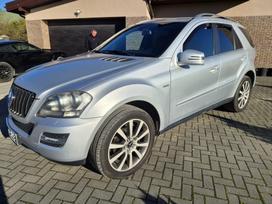 Mercedes-Benz ML350, 3.0 l., visurgājējs / krosovers