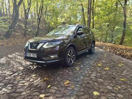 Nissan X-Trail, 2.0 l., off-road / crossover