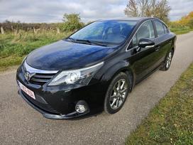Toyota Avensis, 2.0 l., saloon / sedan