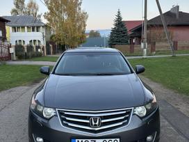 Honda Accord, 2.0 l., sedanas