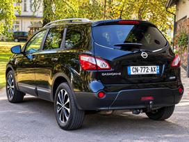Nissan Qashqai+2, 1.6 l., off-road / crossover