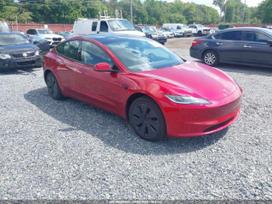 Tesla Model 3, hečbekas