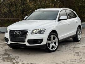 Audi Q5, 2.0 l., off-road / crossover