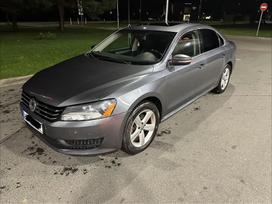 Volkswagen Passat, 2.5 l., saloon / sedan