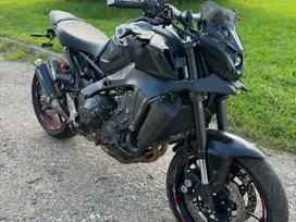 Yamaha MT 09, street / classic