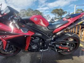 Yamaha R1, sportiniai / superbikes
